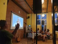 Na konci kázání přes Zoom