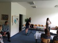 Bohoslužby s odstupem